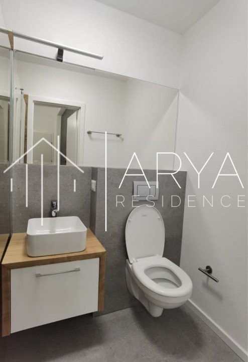 Apartament tip Penthouse, strada Atletilor